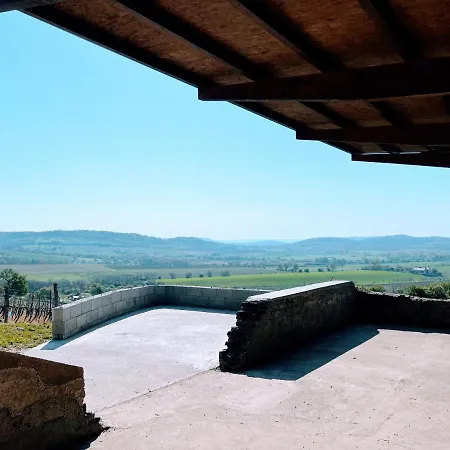 شقة Bakos Pinceszet Csobanc Bastya Es Borterasz Gyulakeszi