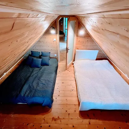 Bakos Pinceszet Csobanc Bastya Es Borterasz דירה *