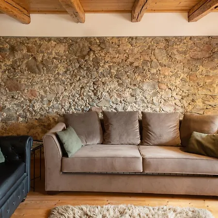 Bakos Pinceszet Csobanc Bastya Es Borterasz